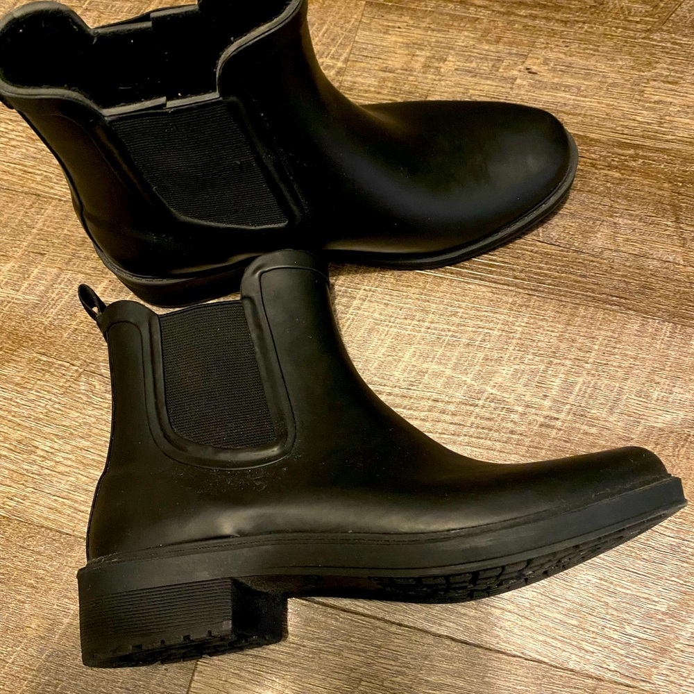 Brand new j crew rain boots 7